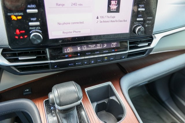 2024 Toyota Sienna XLE