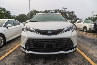 2021 Toyota Sienna XLE