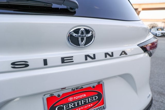 2026 Toyota Sienna XLE