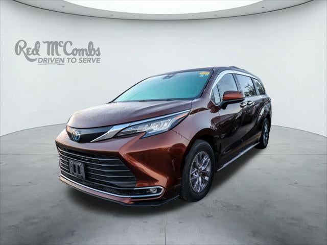 2023 Toyota Sienna XLE