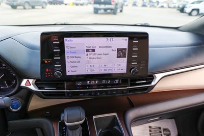 2024 Toyota Sienna XLE