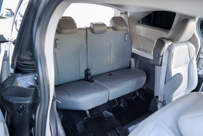 2022 Toyota Sienna XLE