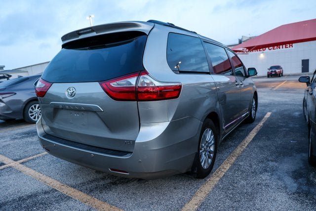 2017 Toyota Sienna Limited