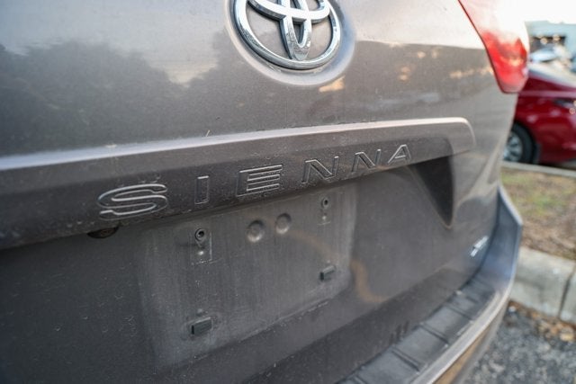 2017 Toyota Sienna XLE