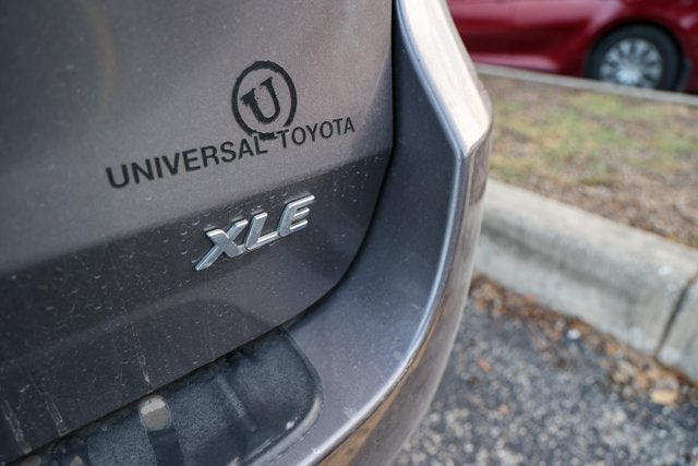2017 Toyota Sienna XLE