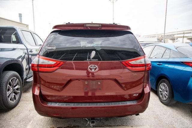 2018 Toyota SIENNA XLE PREM Limited