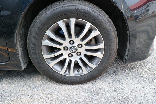 2019 Toyota SIENNA XLE 3.5L XLE