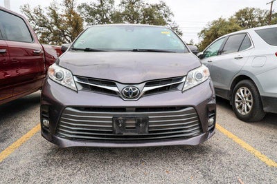 2019 Toyota SIENNA XLE 3.5L Limited