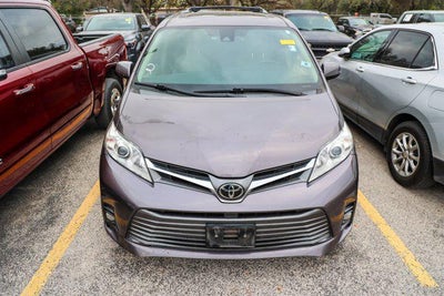 2019 Toyota SIENNA XLE 3.5L Limited