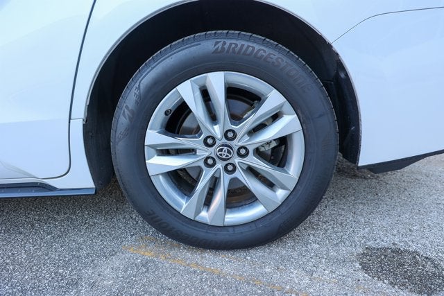 2023 Toyota SIENNA LIMITED Limited