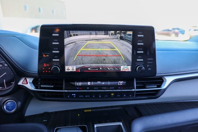 2023 Toyota SIENNA LIMITED Limited