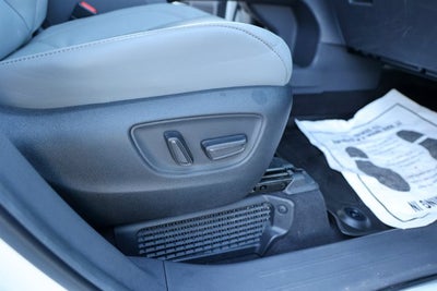 2023 Toyota SIENNA LIMITED Limited