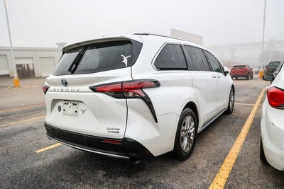 2023 Toyota SIENNA LIMITED Limited