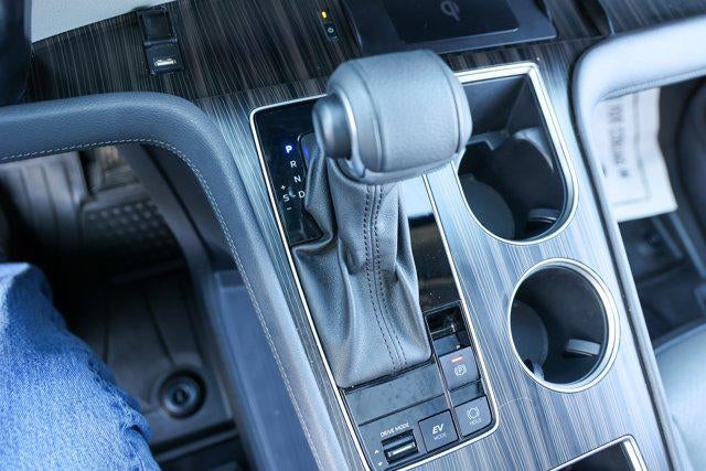 2023 Toyota SIENNA LIMITED Limited