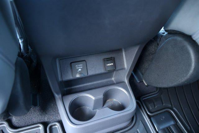 2023 Toyota SIENNA LIMITED Limited