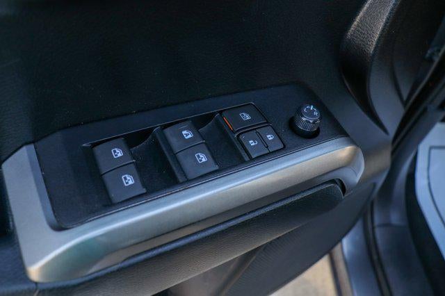 2021 Toyota TACOMA SR5 SR5