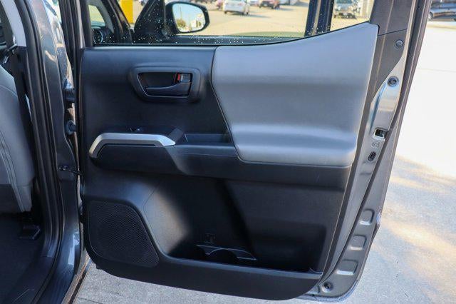 2021 Toyota TACOMA SR5 SR5