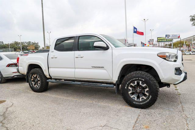 2017 Toyota TACOMA SR5 TRD Sport