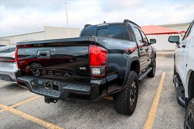 2018 Toyota TACOMA 4WD DCAB SR
