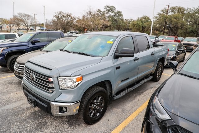 2021 Toyota TUNDRA 4X4 SR5