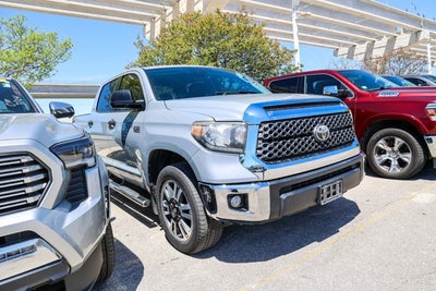 2020 Toyota TUNDRA 4X2 SR5