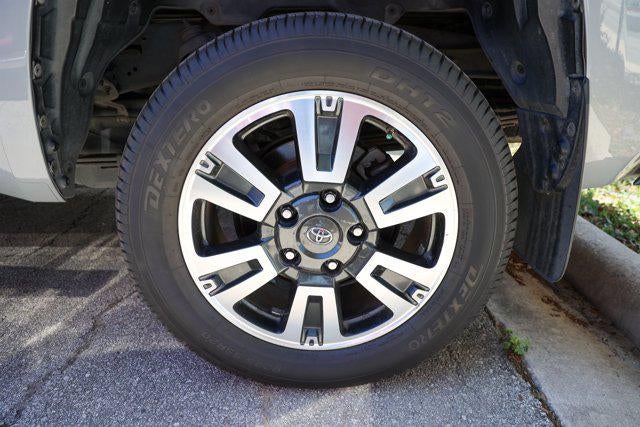 2020 Toyota TUNDRA 4X2 SR5