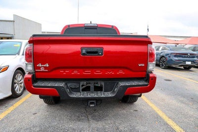 2017 Toyota TACOMA LIMITED Limited