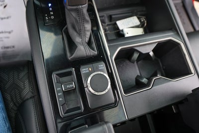 2025 Toyota TUNDRA 4X4 Limited