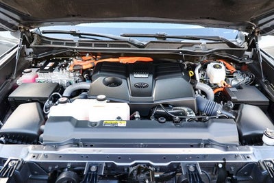 2024 Toyota Tundra i-FORCE MAX Limited Hybrid