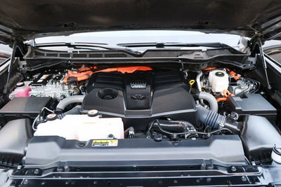 2024 Toyota Tundra i-FORCE MAX Limited Hybrid