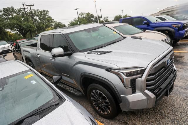 2022 Toyota Tundra i-FORCE MAX Limited Hybrid