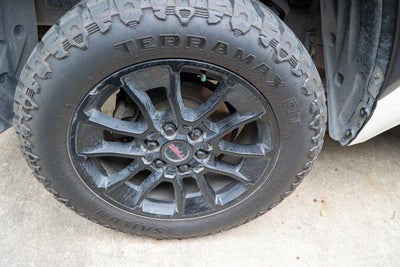 2022 Toyota TUNDRA 4X2 SR5