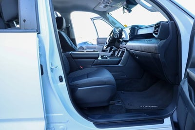 2024 Toyota TUNDRA 4X2 SR5