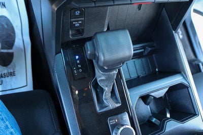 2024 Toyota TUNDRA 4X2 SR5