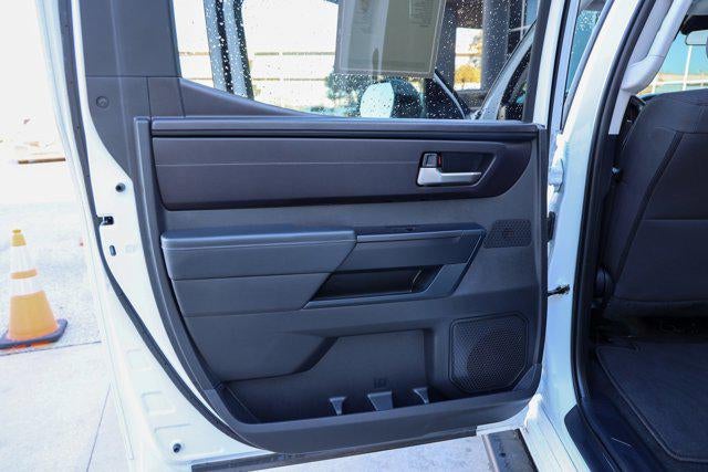 2024 Toyota TUNDRA 4X2 SR5