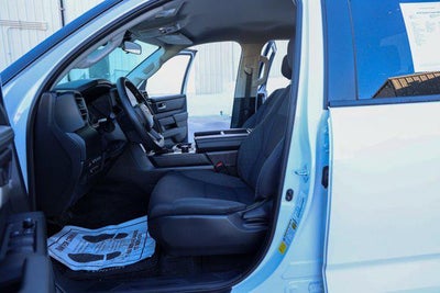 2024 Toyota TUNDRA 4X2 SR5