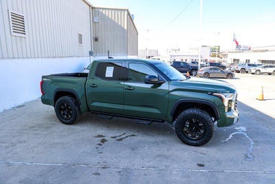 2022 Toyota TUNDRA 4X2 SR5