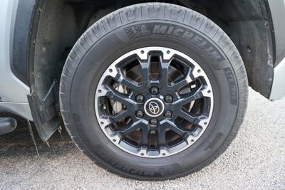 2022 Toyota TUNDRA 4X2 SR5