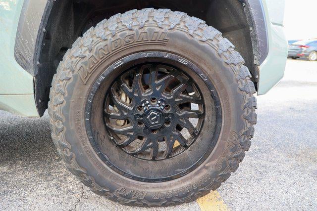 2024 Toyota TUNDRA 4X2 SR5