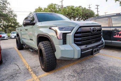 2024 Toyota TUNDRA 4X2 SR5