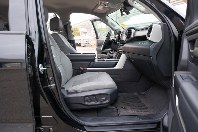 2024 Toyota TUNDRA 4X2 SR5