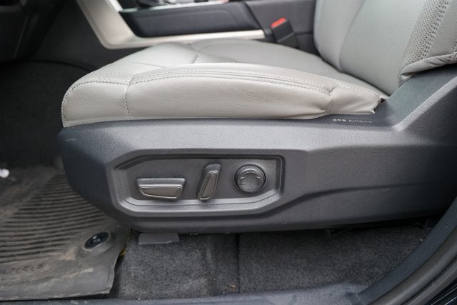 2024 Toyota TUNDRA 4X2 SR5