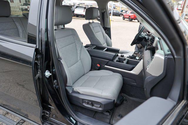 2024 Toyota TUNDRA 4X2 SR5