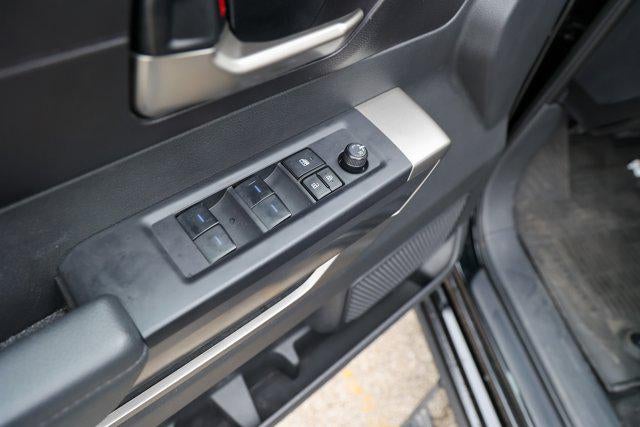 2024 Toyota TUNDRA 4X2 SR5