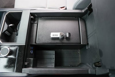 2023 Toyota TUNDRA 4X2 SR5