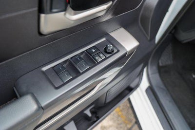 2023 Toyota TUNDRA 4X2 SR5