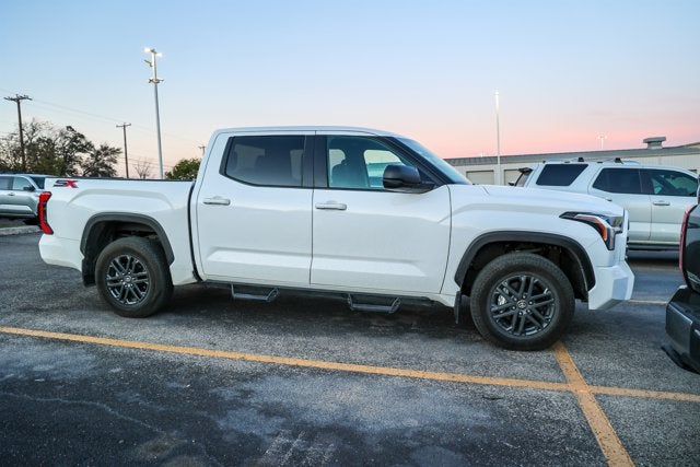 2025 Toyota Tundra 2WD SR5