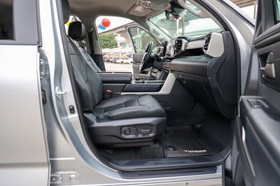 2024 Toyota TUNDRA 4X2 SR5