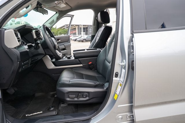 2024 Toyota TUNDRA 4X2 SR5