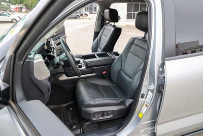 2024 Toyota TUNDRA 4X2 SR5